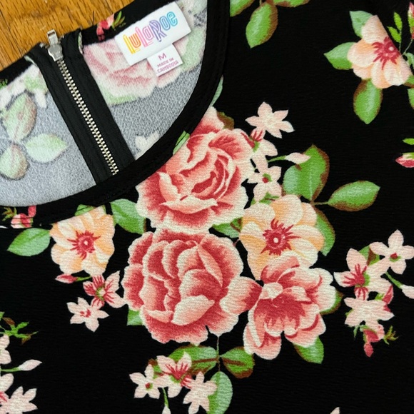 Donating 2/2/24- LULAROE AMELIA - Picture 2 of 3